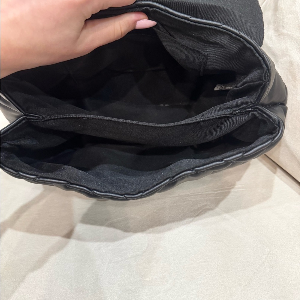 Bag - Picture 2 of 2